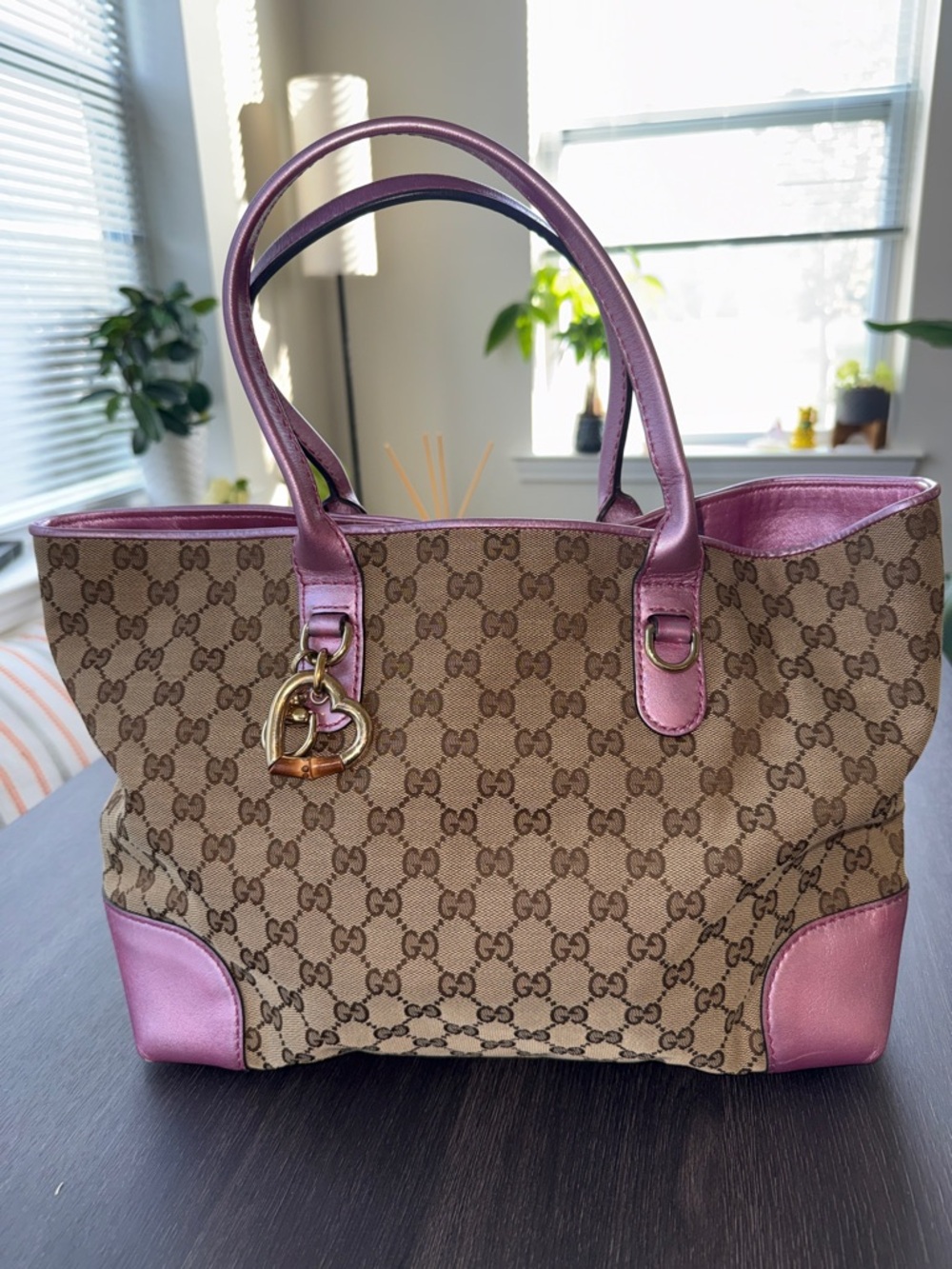 Gucci Beige Monogram Canvas Tote with Pink Trim